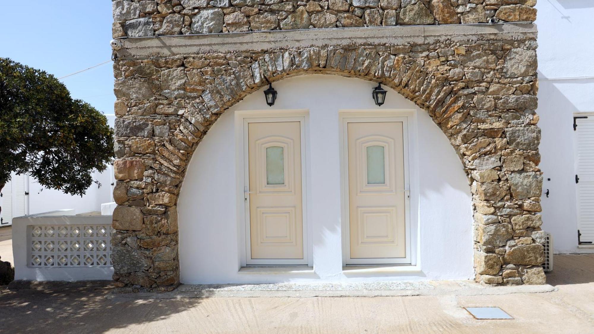 Peter's estudios Ornos  Exterior foto